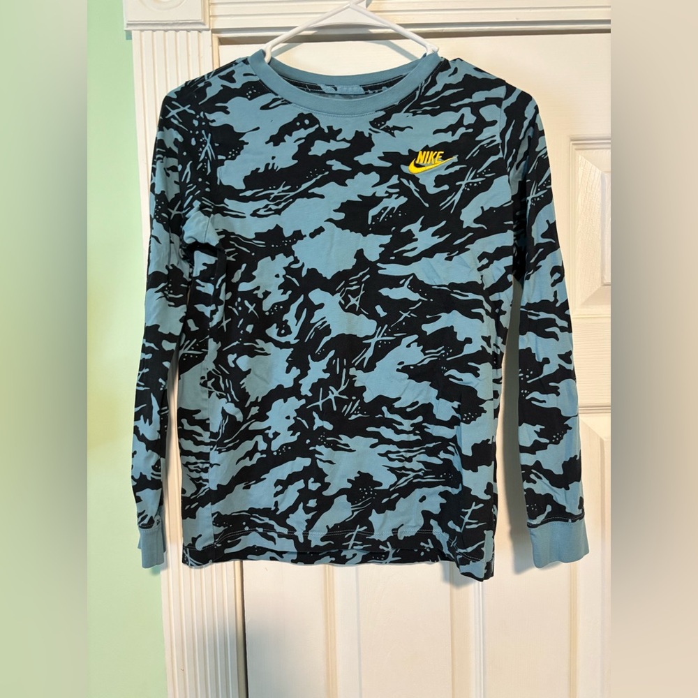 Boys Nike Shirt